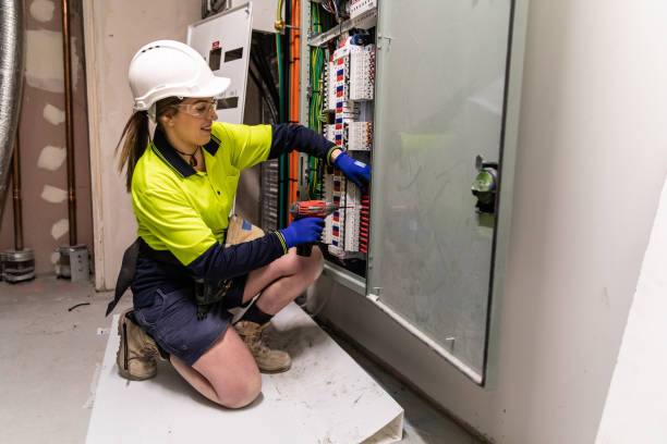 Best Electrical Outlet Repair  in New Sharon, IA